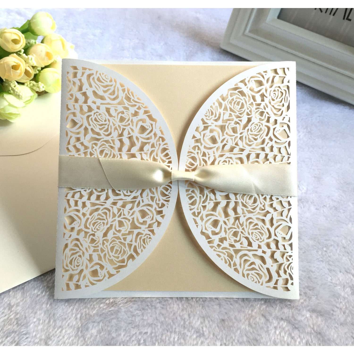 Latest Invitation Card Laser Cut Paper Square Wedding Card White Greeting Card
